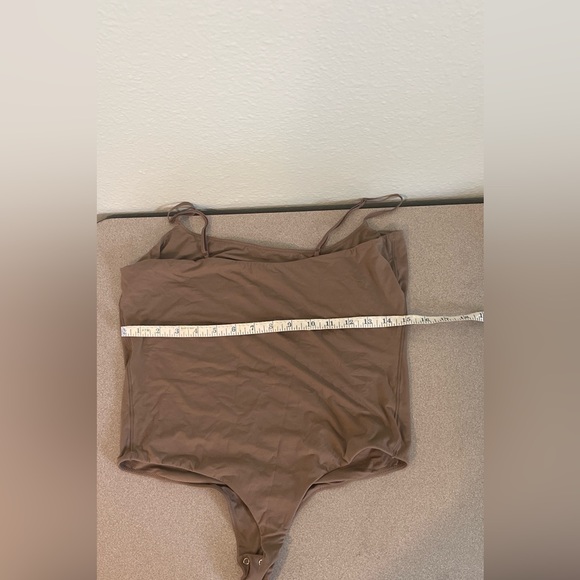 SKIMS bodysuit size 2X - Picture 6 of 7